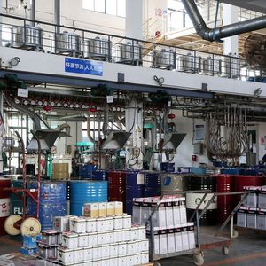 Nóng bán vecni chuyên nghiệp chất lượng cao vecni sơn ô tô vecni sơn tự động bán trên toàn thế giới - Product Image 4