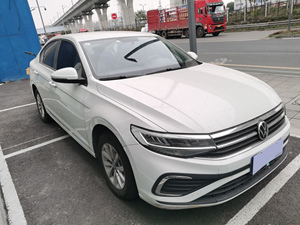 Volkswagen <span class=keywords><strong>Bora</strong></span> 2023 Automático, 5 Plazas, Gasolina, 200 km/h, Volante a la Izquierda, Tracción en las Cuatro Ruedas, Vehículo <span class=keywords><strong>Usado</strong></span> en Venta a Buen <span class=keywords><strong>Precio</strong></span> - Product Image 2