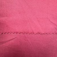 Tissu satiné en bambou 100% brillant de couleur bordeaux haute densité, tissé de manière durable pour des ensembles de draps de luxe