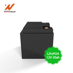 Batterie lithium-ion portable OEM personnalisée 12V 50Ah 100Ah avec chargeur sans fil externe, batterie externe pour voitures - Product Image 1