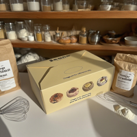 Boîte personnalisée avec logo imprimé, boîte en carton pour brownie, dessert, biscuits, boîte à bonbons, emballage pour beignets, emballage en papier avec insert en papier alimentaire