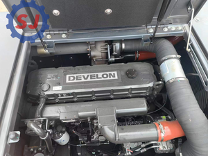Excavatrice sur chenilles hydraulique Develon DX530LCA d'occasion pour travaux de terrassement et de construction - Product Image 5