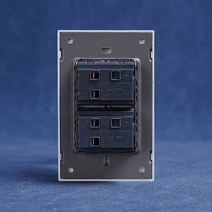 Interrupteurs muraux encastrés 10A USA 118*75mm <span class=keywords><strong>2</strong></span> gangs 1 voie <span class=keywords><strong>2</strong></span> voies Bouton mural élégant et durable <span class=keywords><strong>Plaque</strong></span> en verre trempé - Product Image 6