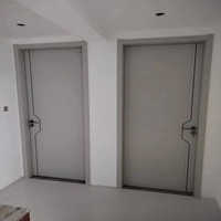 Portes en bois massif modernes pour la maison, portes intérieures en bois sur mesure pour des solutions intérieures complètes