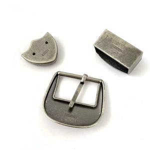 Set di Tre Pezzi con Fibbia per Cintura in Metallo alla Moda per Uomo, Personalizzabile con Logo, Vendita all'Ingrosso - Product Image 5