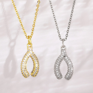 Collier pendentif Wishbone plaqué cuivre et or véritable incrusté de zircon, best-seller, bijou Wishbone tendance en CZ - Product Image 1