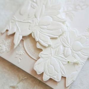 Cartes d'invitation de mariage et cartes de remerciement professionnelles personnalisées en papier coton 600g avec logo en relief pressé - Product Image 5