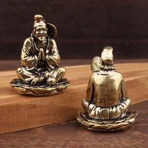Figurine en laiton Ji Gong, ornement de méditation, décoration de la maison, statue de collection unisexe - Product Image 2