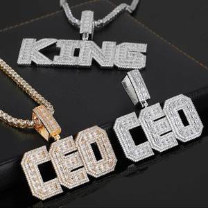 Colgante de Cobre Personalizado de Alta Calidad con Diamantes de Imitación, Diseño de Letra Inicial con Circonitas Cúbicas Baguette, Estilo Hip Hop Unisex - Product Image 2