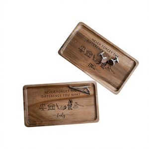 Juego de Vajilla Estilo Americano Hecho a Mano 100% Ecológico UO, Elegante Bandeja de Servir de Madera de Mango con Acabado Antiguo, INDIA - Product Image 1