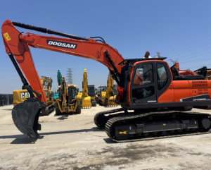 Excavateur Doosan DX300 DX225 DH300 de Corée d'occasion 30 tonnes à vendre - Product Image 2