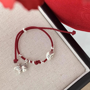 Pulsera de hilo rojo de plata pura 999 con dije de poni y lingote de oro para uso diario, joyería unisex - Product Image 2