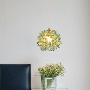 Lampada da Comodino Xinqi Stile Americano in Ottone Dorato con Paralume in Vetro a Farfalla, LED Dimmerabile, Altezza Regolabile, 360 CRI 90, Garanzia di 3 Anni - Product Image 4