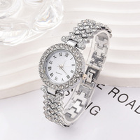 Ensemble de montres cinq pièces pour femme, motif Dragon, multi-usages, populaire à l'international, style professionnel et tendance, à quartz incrusté de diamants