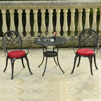 Ensemble bistrot de patio pliable en aluminium moulé au design moderne avec table ronde et deux chaises pour la plage