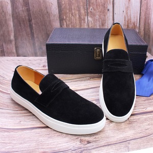 Zapatos deportivos de gamuza modelo 2026, zapatos casuales multifuncionales, mocasines de caña baja para hombre, a la moda para ocasiones formales y de negocios. - Product Image 2