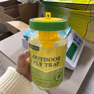Piège à mouches réutilisable et écologique, prêt à être expédié, avec montage facile et conception non toxique pour la maison, le jardin et la terrasse - Product Image 4