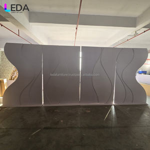 Marco DE FONDO DE BODA cuadrado resistente elegante de acrílico blanco de lujo LEDA para diversas actividades - Product Image 3