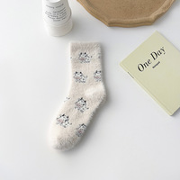 Nouvelles chaussettes d'hiver pour femmes : chaussettes épaisses avec des dessins animés et des animaux mignons, chaussettes mi-mollet