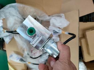 Katup Solenoid Kopling WA250 WA320 <span class=keywords><strong>Assy</strong></span> 417-18-31111 Suku Cadang Loader - Product Image 2