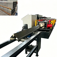 Machine de formage à froid de gouttières de toit pour l'habitat, le commerce, les conteneurs, les usines et les ateliers, avec système de superposition automatique