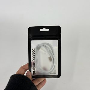 Custom logo Printed USB Cable Charger Foil with Window Classic Design Three Side Seal Ziplock <strong>Bags</strong> - Product Image 2