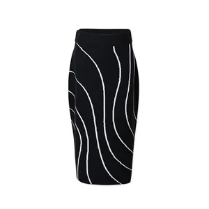 Top Fashion Curve Stripe Jacquard Eng anliegende Frauen Strick rock Kleid Pullover