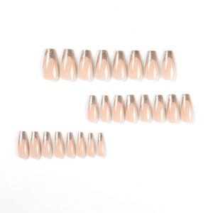 Uñas postizas de lujo con forma de ataúd, punta brillante, acrílicas, largas, pre-diseñadas con pegamento para aplicación en los dedos. - Product Image 2