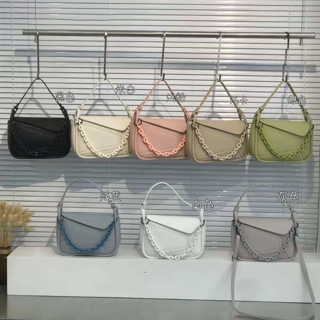 New korea fashion ladies acrylic chain shoulder crossbody handbag satchel purse bag for woman