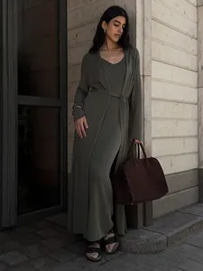 DB Set Donna Cardigan Morbido a Maniche Lunghe con Abito Canotta Elegante <span class=keywords><strong>Outfit</strong></span> Casual per l'Inverno Vendita Calda Set <span class=keywords><strong>in</strong></span> <span class=keywords><strong>Maglia</strong></span> per l'Autunno - Product Image 5