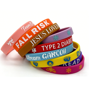 Pulseras de Silicona de Goma con Logotipo Personalizado, Coloridas, Deportivas, Reflectantes, Diseño Personalizado de Fábrica - Product Image 1
