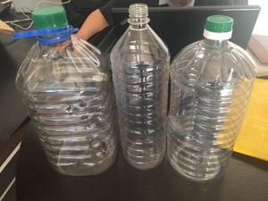 Máquina de Moldeo por Soplado y Estirado Semiautomática de 2 Cavidades, Controlada por PLC, para Botellas de PET de 3L, Profesional y Ecológica - Product Image 6