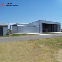 Bâtiment d'hangar en structure métallique avec portes coulissantes, taille personnalisée, kit préfabriqué