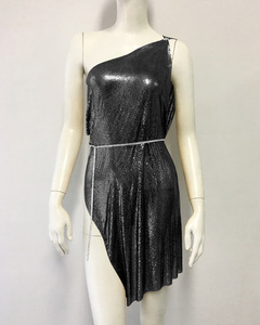 Ropa de mujer caliente europea y americana, vestido de Metal, chica Sexy, falda con tirantes de diamantes de imitación, hombro inclinado - Product Image 4