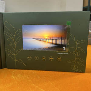 Personnalisez votre propre album, carte de vœux vidéo de 5 pouces, livre vidéo électronique HD 720P avec écran LCD, brochure vidéo avec mémoire intégrée - Product Image 5