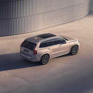 Nouveau Volvo XC90 <span class=keywords><strong>hybride</strong></span> <span class=keywords><strong>rechargeable</strong></span> Premium Comfort SUV 7 places - Product Image 1