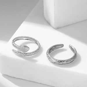 Nova Chegada: Anel Ajustável de Aço Inoxidável com Corte Princesa e Zircônia, Banhado a Ouro 18K, para Mulheres e Homens – Joia da Moda - Product Image 4