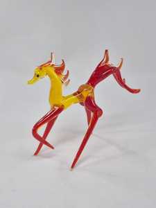 Figura de Dragón Mítico de Vidrio Soplado a Mano, Escultura Artística Roja - Product Image 6