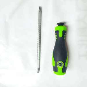 ไขควงหัวหมุนแบบยืดหดได้ H268 ขนาด 6 นิ้ว หัวฟิลลิปส์ เกรดอุตสาหกรรม ด้ามจับสีเขียว แม่เหล็กในตัว หัวหมุนแบบหมุนได้ - Product Image 4