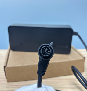 Chargeur de batterie pour vélo électrique 42V 4A 4 broches pour Mahle Ebikemotion X35 pour BMW Cannondale <span class=keywords><strong>Lapierre</strong></span> Merida - Product Image 3