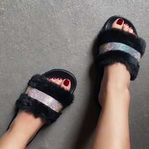 Pantofole Morbide in PVC con Pelliccia Sintetica Luccicante per <span class=keywords><strong>Donna</strong></span>, Collezione 2026 Nest Arrival - Product Image 2