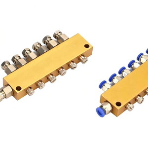 <span class=keywords><strong>Diviseur</strong></span> d'huile en laiton à 6 voies avec vannes <span class=keywords><strong>de</strong></span> régulation <span class=keywords><strong>de</strong></span> débit réglables pour la lubrification des machines d'emballage et des systèmes <span class=keywords><strong>de</strong></span> convoyage - Product Image 5
