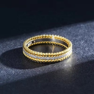 Vente <span class=keywords><strong>en</strong></span> gros de bagues <span class=keywords><strong>en</strong></span> <span class=keywords><strong>argent</strong></span> 925 pour femmes vintage plaqué or 18 carats pour mariage fiançailles cadeau fête anniversaire diamant zircon <span class=keywords><strong>pierre</strong></span> - Product Image 2