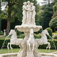 Fontaine de chute d'eau en marbre blanc naturel de femme grecque trois grâces