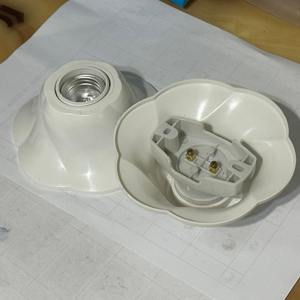Wenzhou Ceiling <b>Light</b> Fixture E27 Plastic <b>Surface</b> <b>Mount</b> <b>Led</b> Lamp Holder With Switch Control 1 Year Warranty - Product Image 2