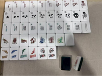 Juego de Mahjong Americano Oscuro con Fichas de Huesos de Calavera, Cuchillo, Revólver, Vientos y Payasos Malvados, Acrílico, 166 Piezas