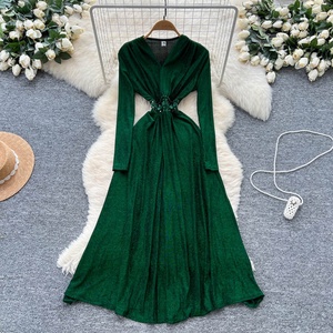 Abito Elegante <span class=keywords><strong>da</strong></span> Donna con Paillettes, Scollo a V e Maniche a Lanterna - Product Image 2