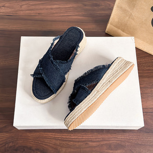 Pantuflas de Mezclilla Estilo 2026 - Pantuflas de Tacón Alto con Plataforma Tejida para Mujer, para Verano - Product Image 3