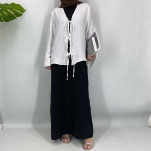 Blouse pour femmes musulmanes, couleur unie, col en V modeste, manches cloche, légère, ample, décontractée, respirante, en polyester, pour l'été - Product Image 6
