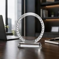 Plaque de trophée ronde en cristal vierge en gros – Récompense en verre de cristal pour le service des employés, souvenir d'entreprise